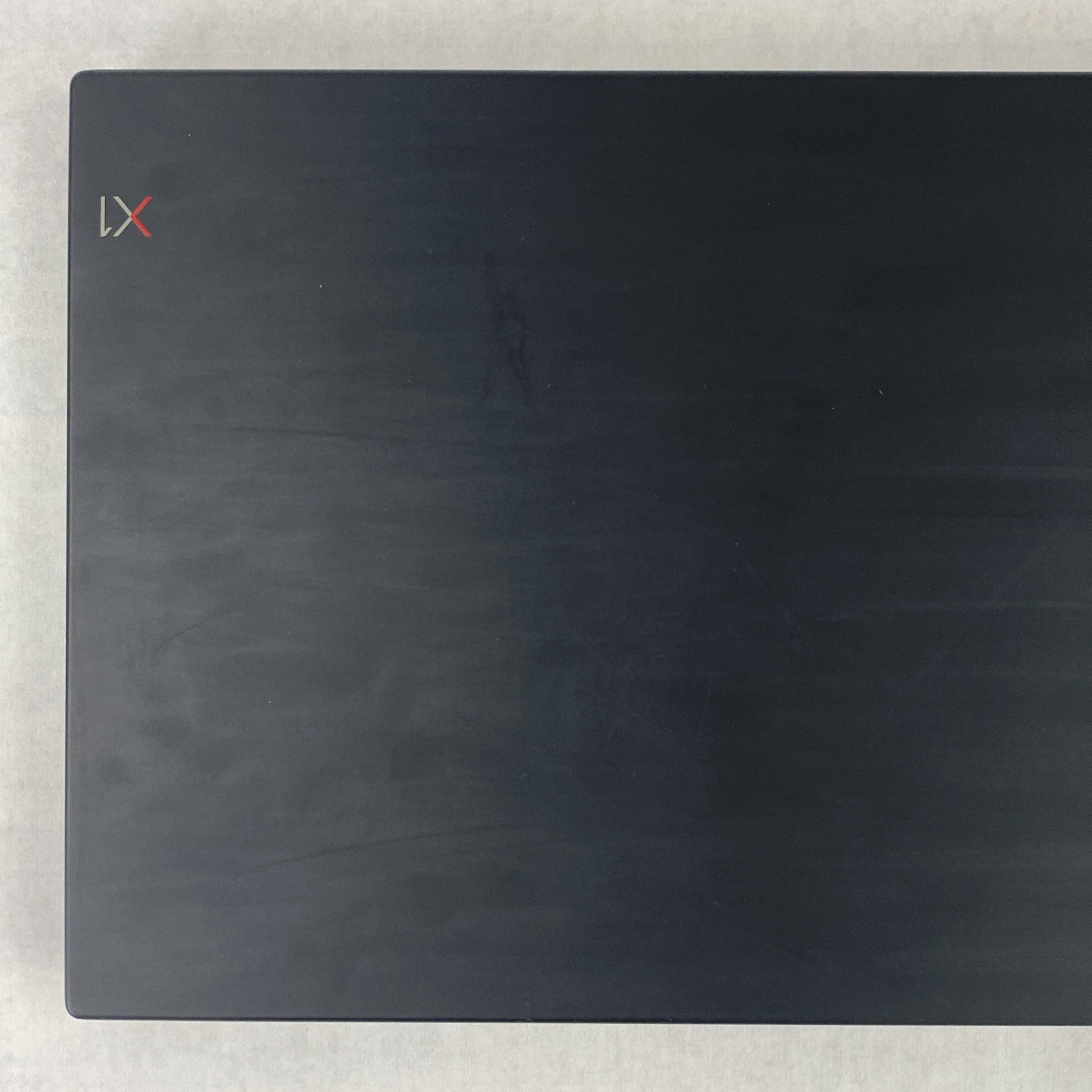 Lenovo ThinkPad X1 Carbon 6th Gen i5-8350U 1.70 GHz 8 GB RAM 14.0" No HDD No OS