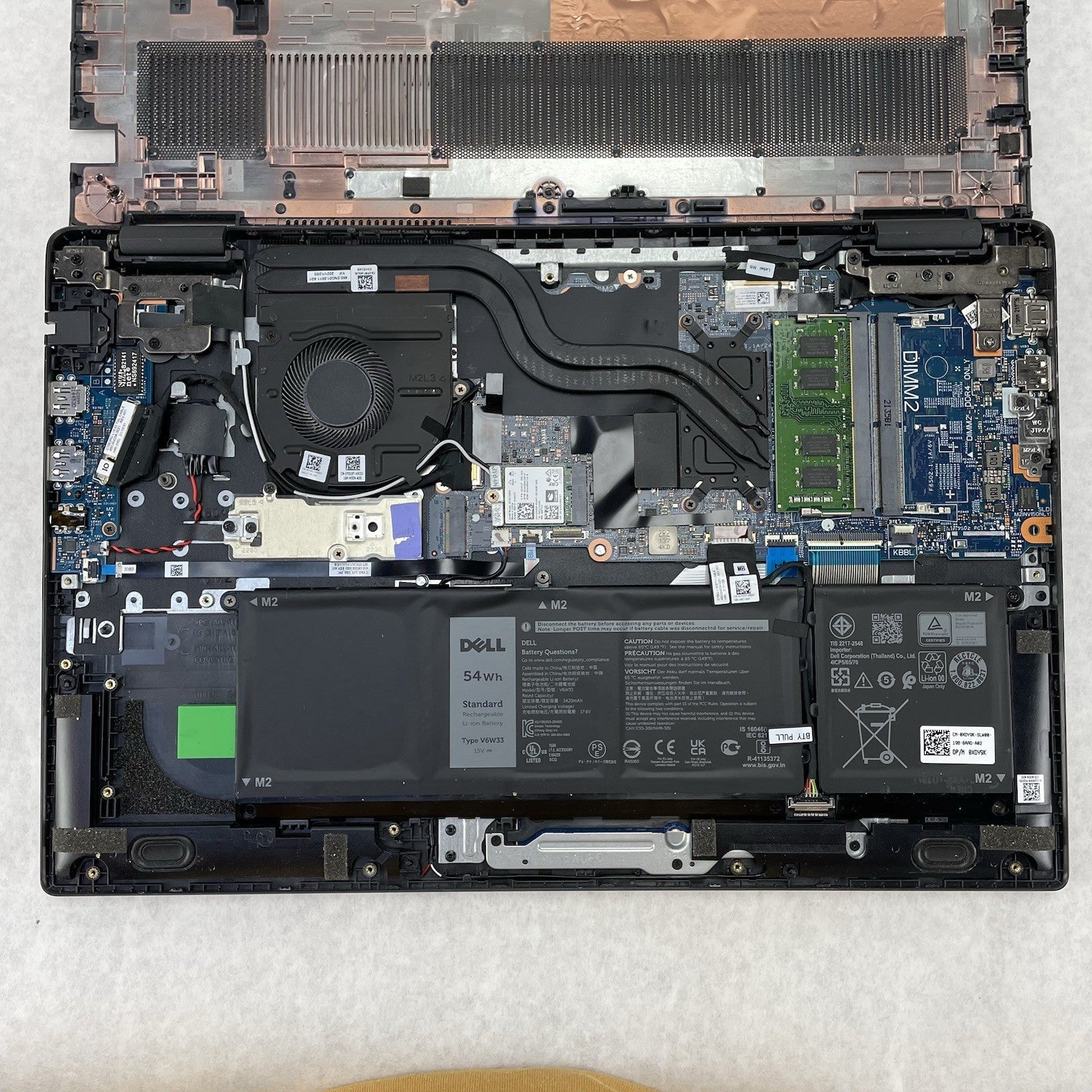 Dell Latitude 3520 15.6" i5-1135G7 2.40 Ghz 8 GB RAM No SSD/OS/AC13