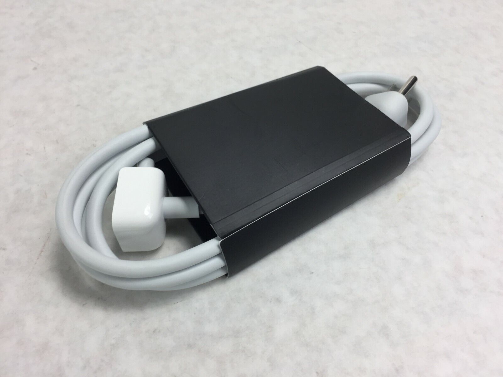 Lot of 2  OEM Apple (Longwell)  E344535  LS-7A  2.5A 125V  6Ft  AC Power Cord