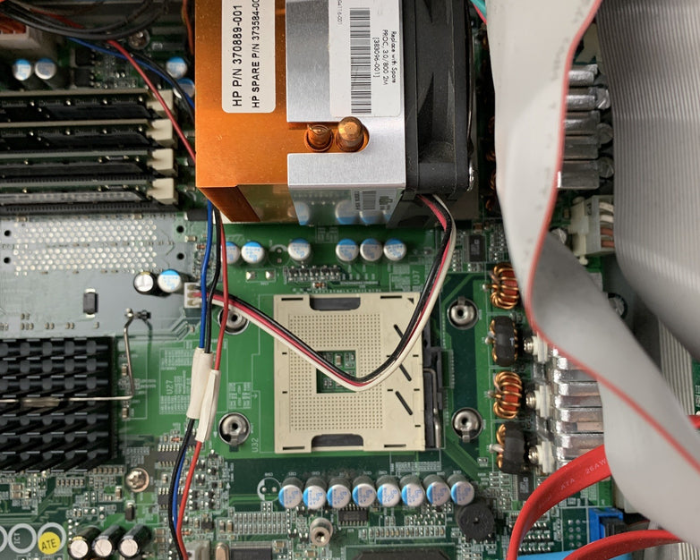 HP Proliant ML150 G2 Tower Server 1x Xeon 3.0 GHz 3 GB Ram No OS No HDD