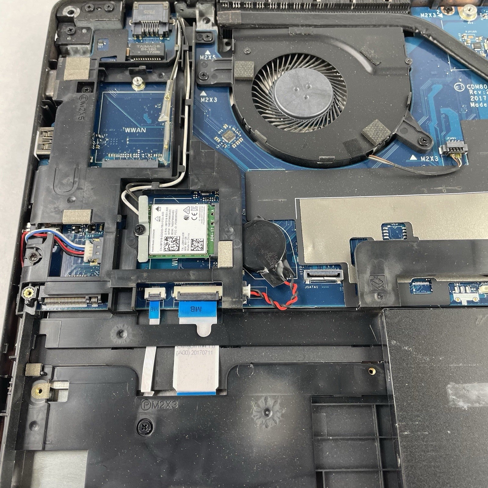 Dell Latitude 5580 15.6" i5-7300U 2.60 GHz 8 GB RAM No SSD/OS/AC22