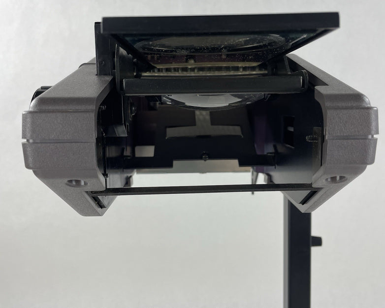 3M 2000AG Overhead Projector For Parts Not Working