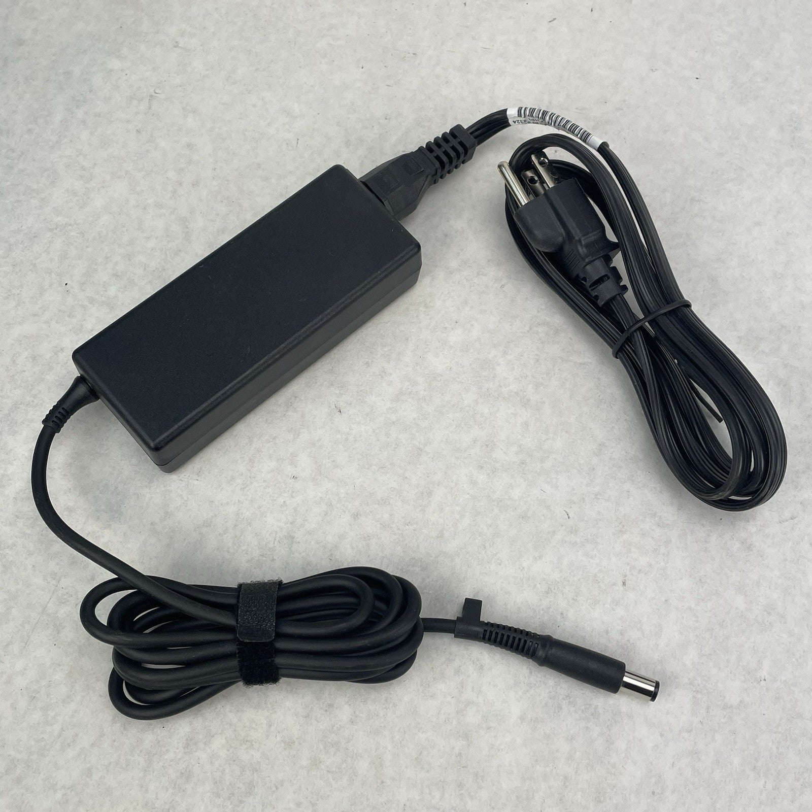 HP AC Adapter TPN-DA18 100-240V 1.7A 50-60HZ Lot of 101