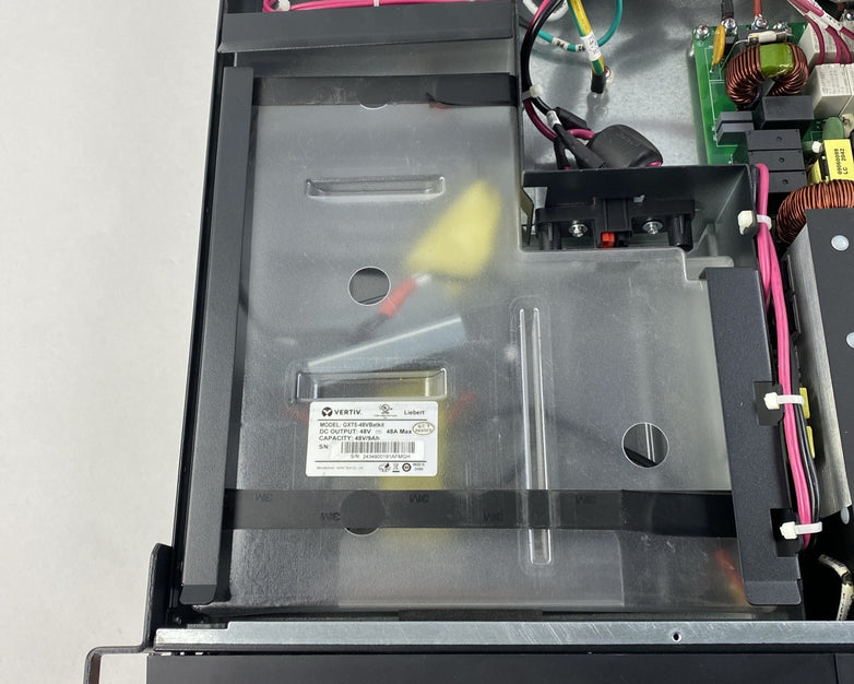Liebert Vertiv GXT5-EBC48VRT2U GXT5 UPS - No batteries Tested Cracked Face Plate