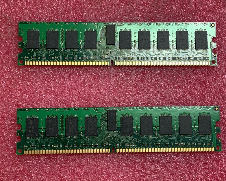 Micron (Lot of 2) 512 1Rx4 PC2-4200R-444-12-C0 Server Ram MT18HTF6472Y-53EB2