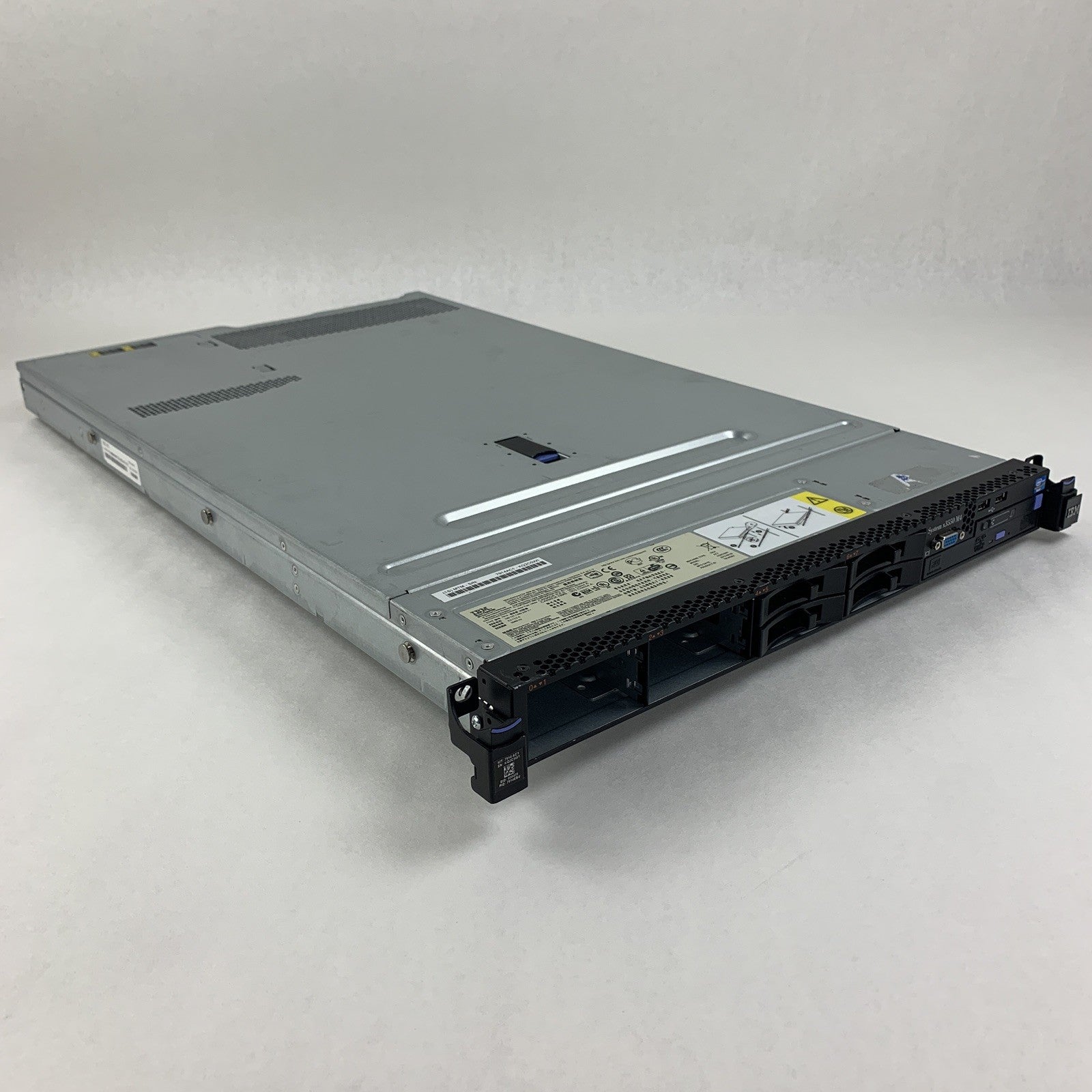 IBM System X3550 M4 Server 1x Xeon E5-2620 2.6 GHz 32 GB Ram No OS No HDD