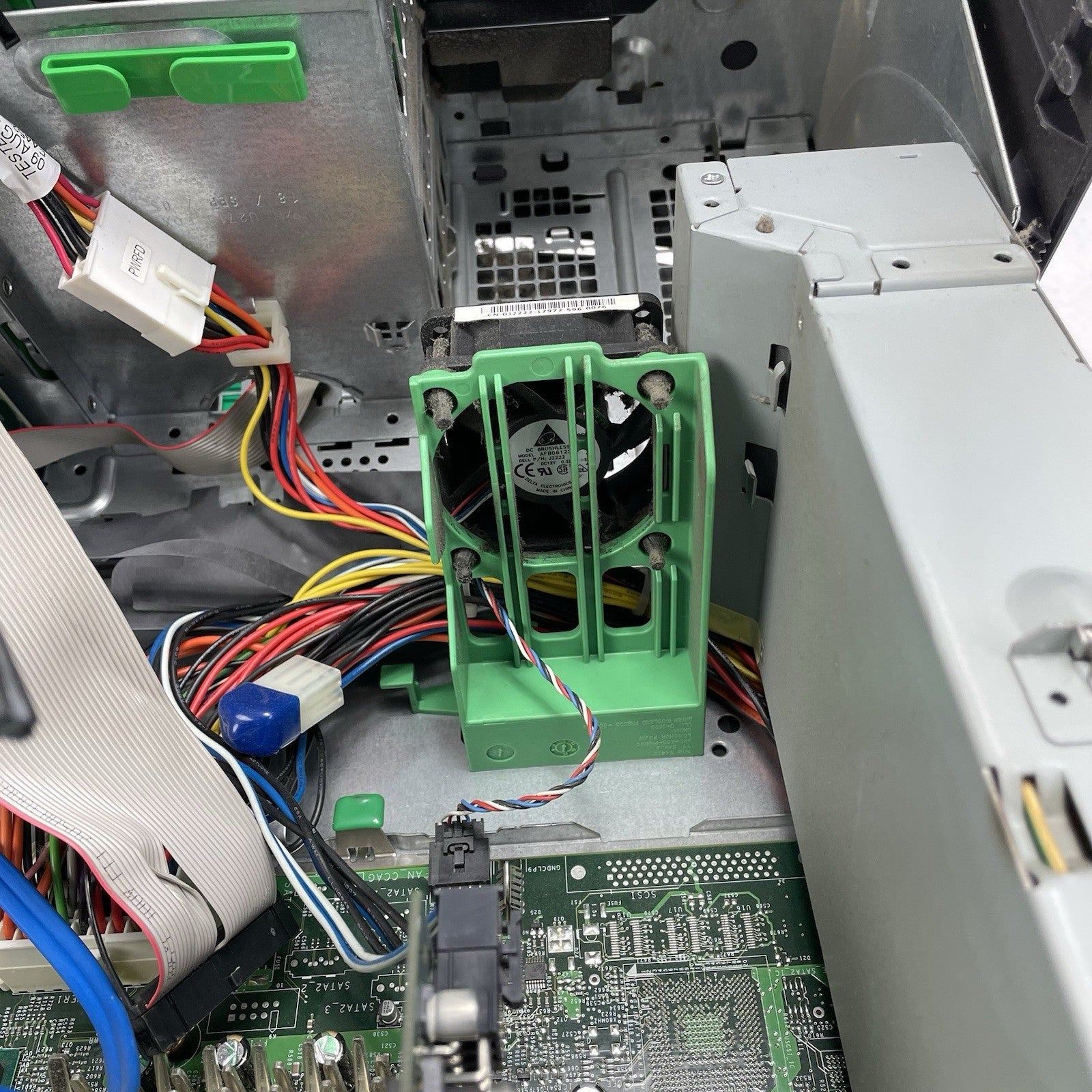 Dell Precision 470 DT (2) Intel Xeon 3.4 GHz CPUs 3 GB RAM No HDD No OS