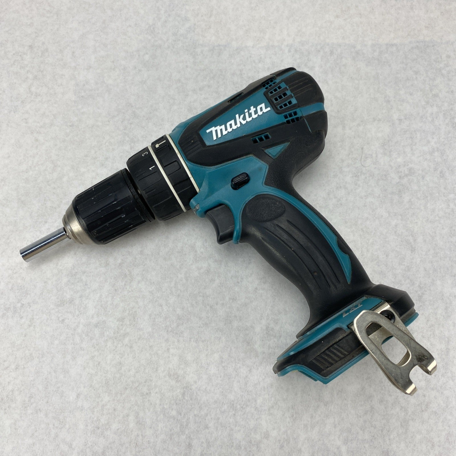 Makita XPH01 Cordless Hammer Driver Drill With Charger and Case - No Battery2