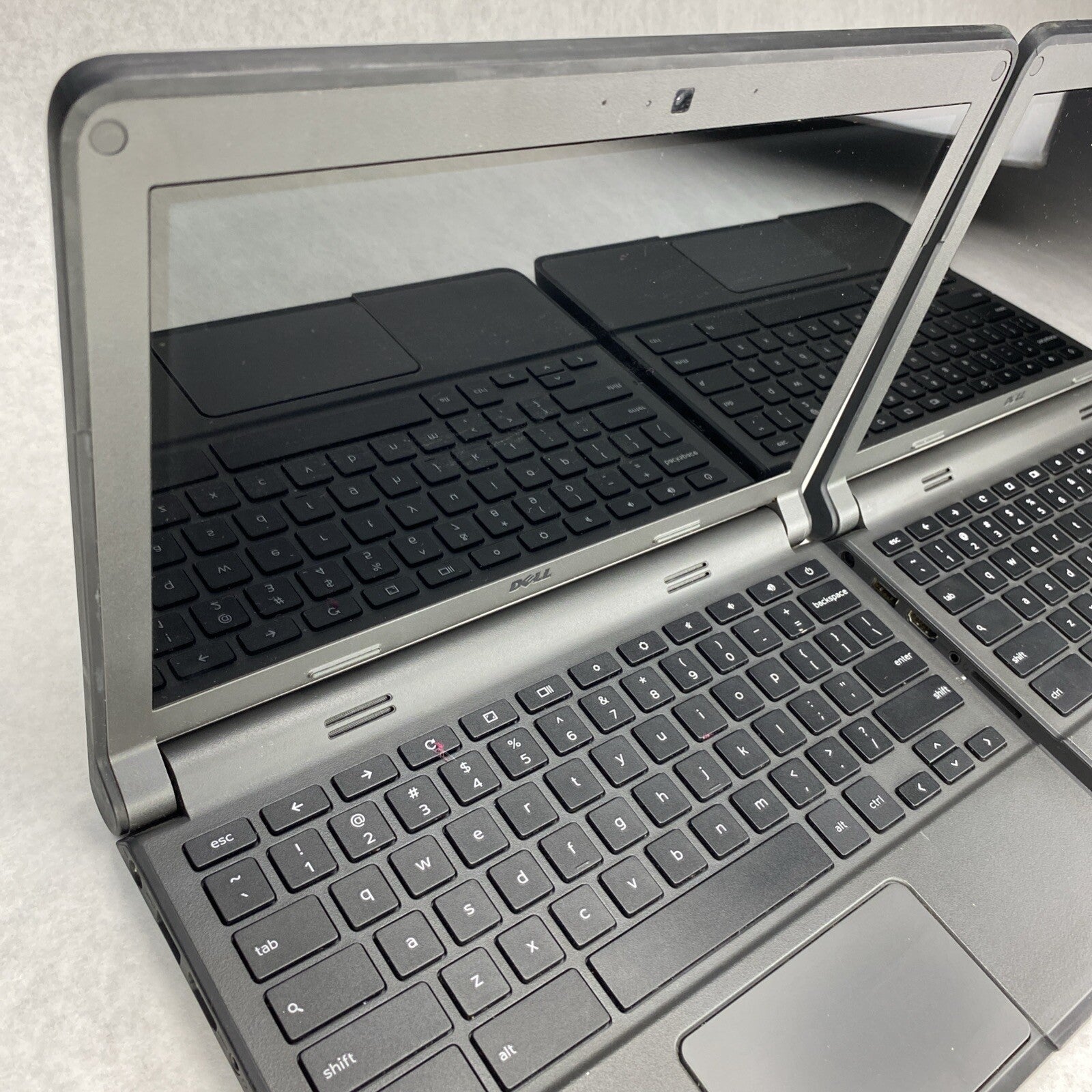 Dell Chromebook 11 3120 P22T 11.6" TouchScreen Tested Reset  AC Adapter Lot Of 2