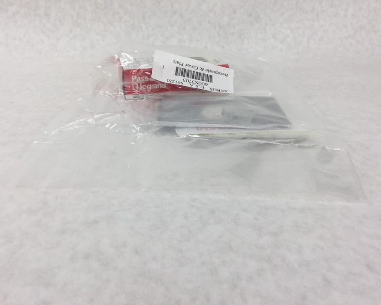 XEROX 600S3703 Receptacle & Cover Plate New