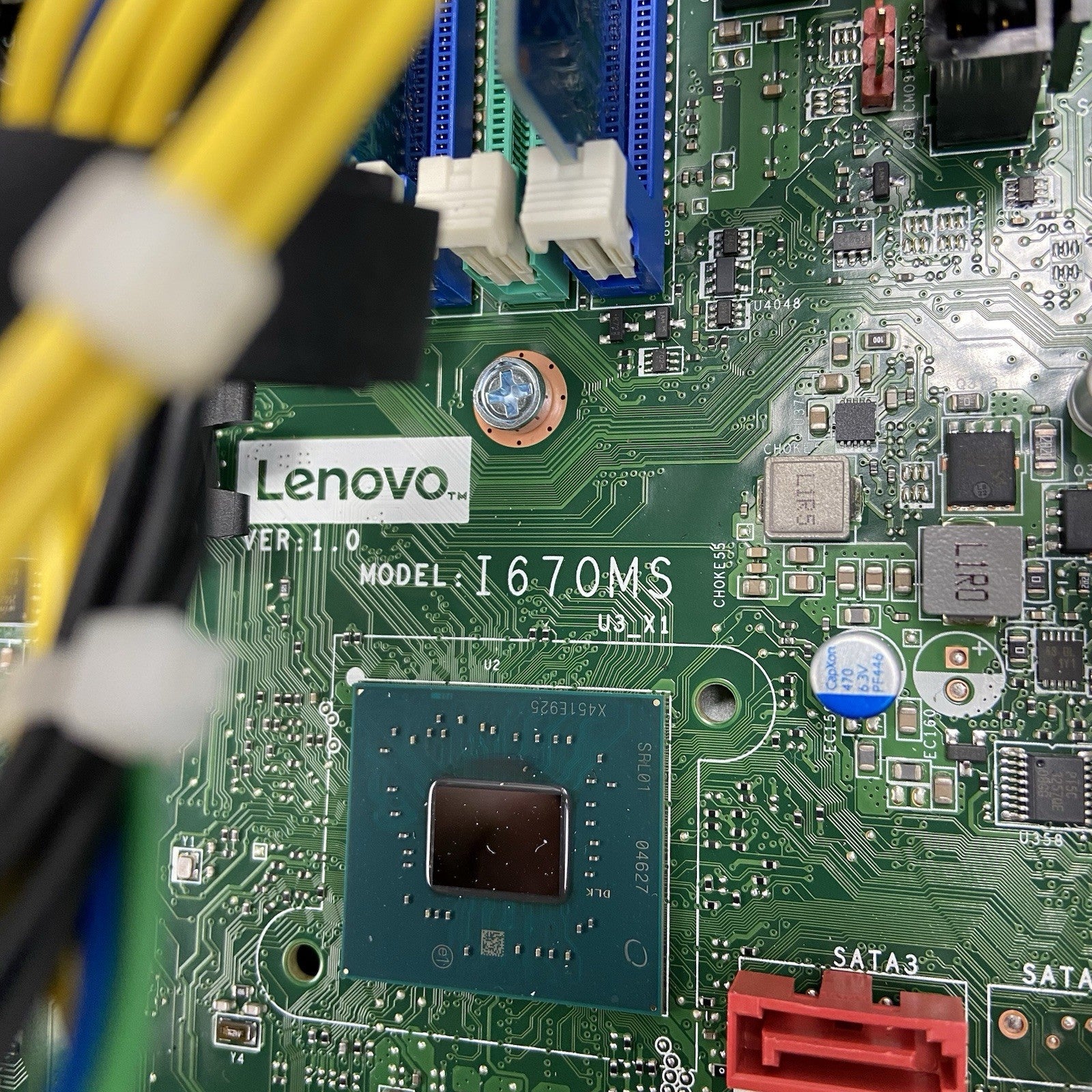Lenovo ThinkCentre M70s Gen 3 SFF Intel Core i5-12500 3GHz 8GB RAM No HDD No OS11