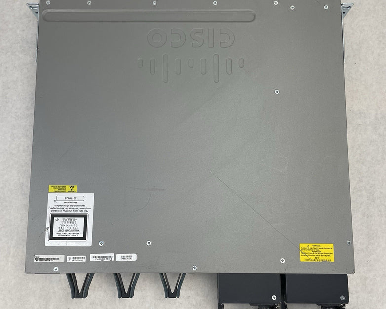Cisco WS-C3850-48F-S 3850 NM-4-10g 2x PSU 48 1GE RJ-45 V07 - Tested and Reset