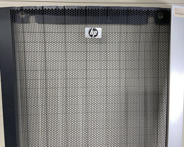 HP 10642 Server Front Door -  42U Part No AF009A G2 - No Key - Door Panel Only