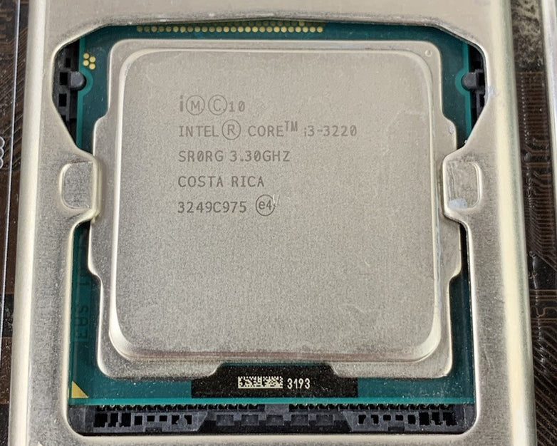 ASRock Z75 Pro 3 Motherboard Intel Core i3-3220 3.3GHz 8GB RAM 2 Sticks