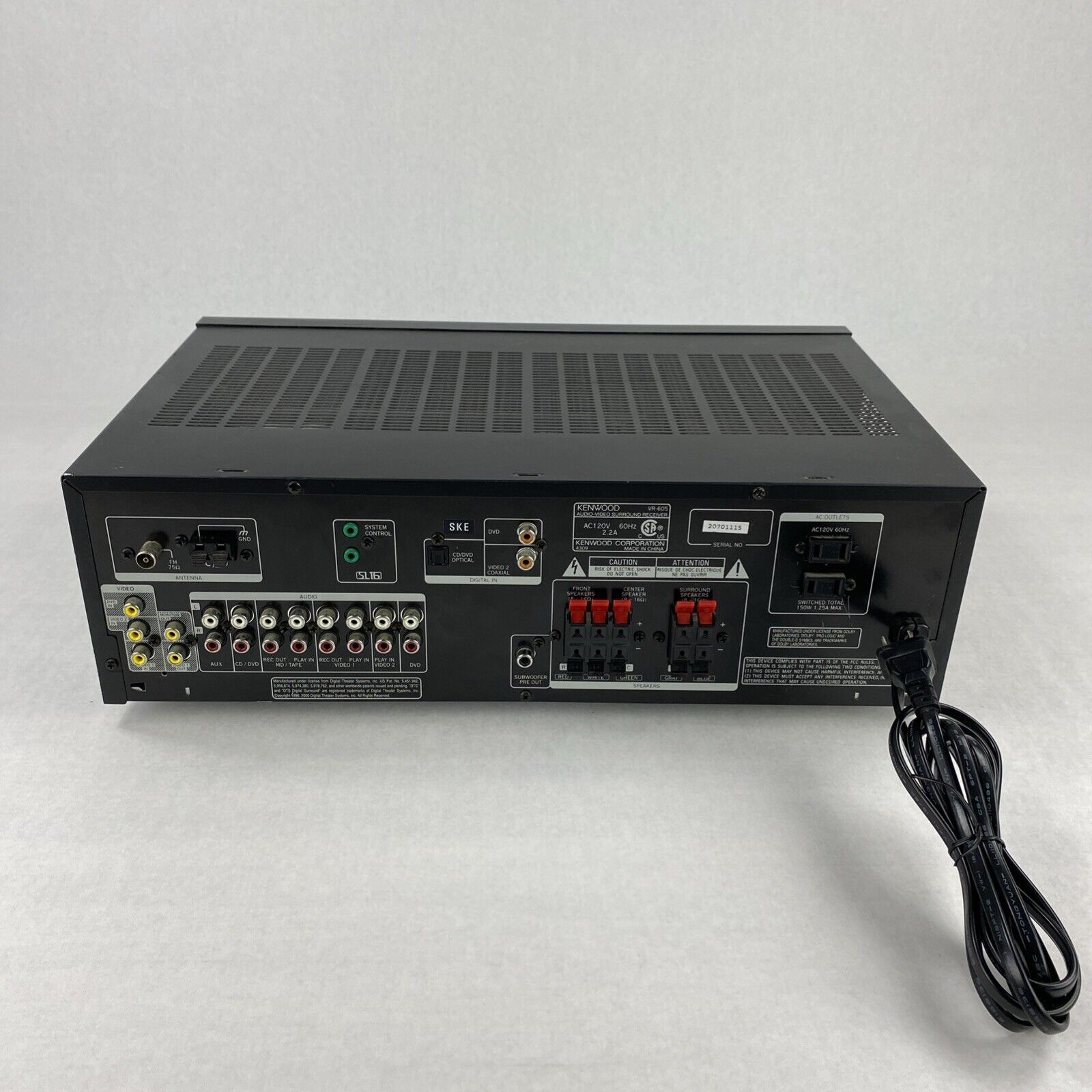 Kenwood VR-605 Audio Video Surround Receiver No Remote