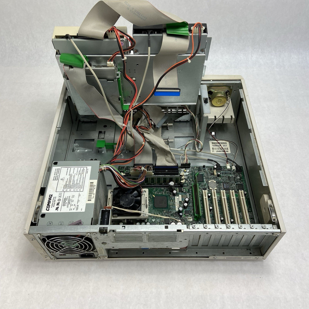 Compaq Deskpro EN DT Intel Pentium III 930MHz 128MB RAM No HDD No OS 2000 Pro8