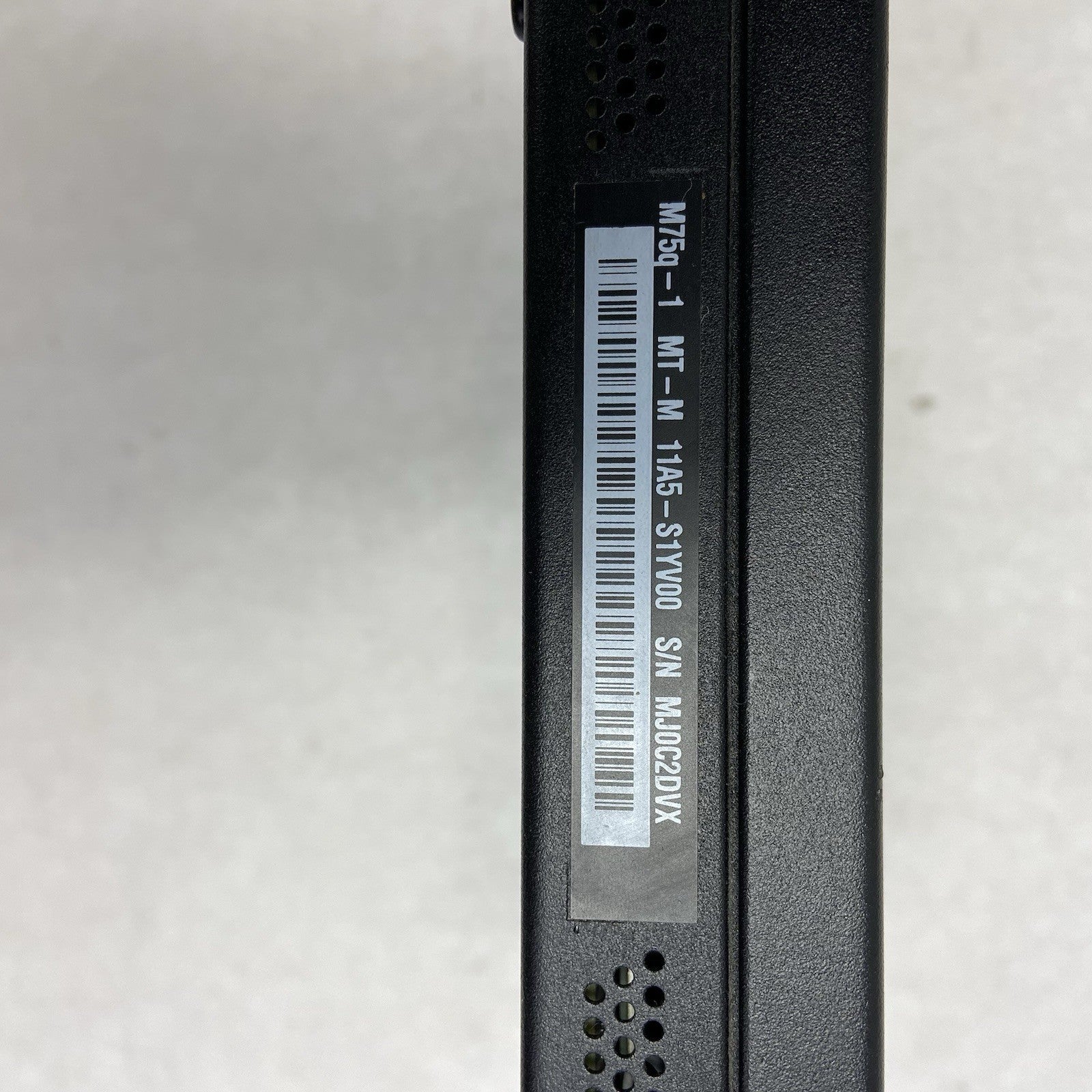 Lenovo ThinkCentre M75Q-1 Micro AMD Ryzen 5 Pro 3400 3.3GHz 8GB RAM No HDDOSAC5