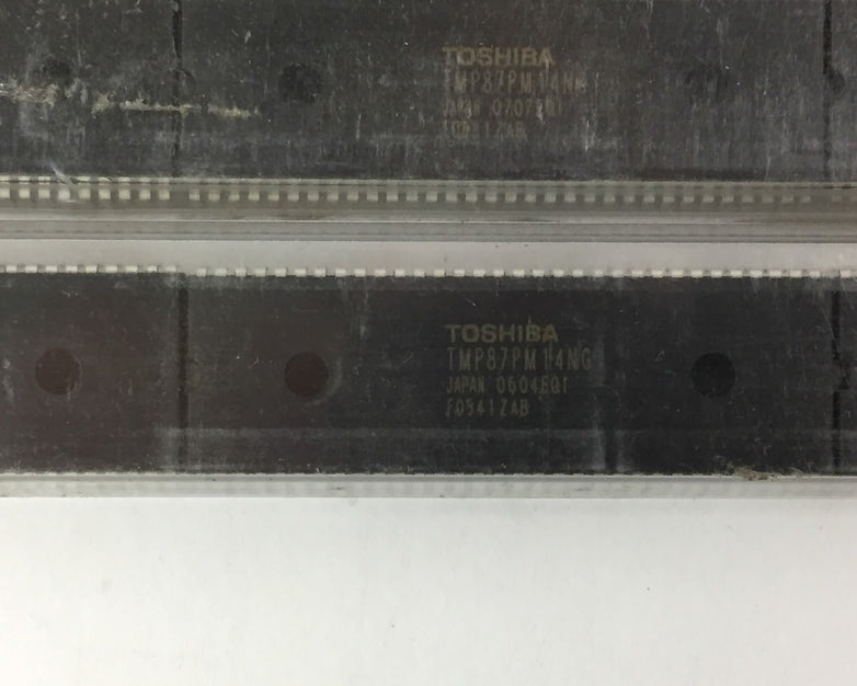 Toshiba TMP87PM14NG CMOS 8-Bit Microcontroller Lot of 23