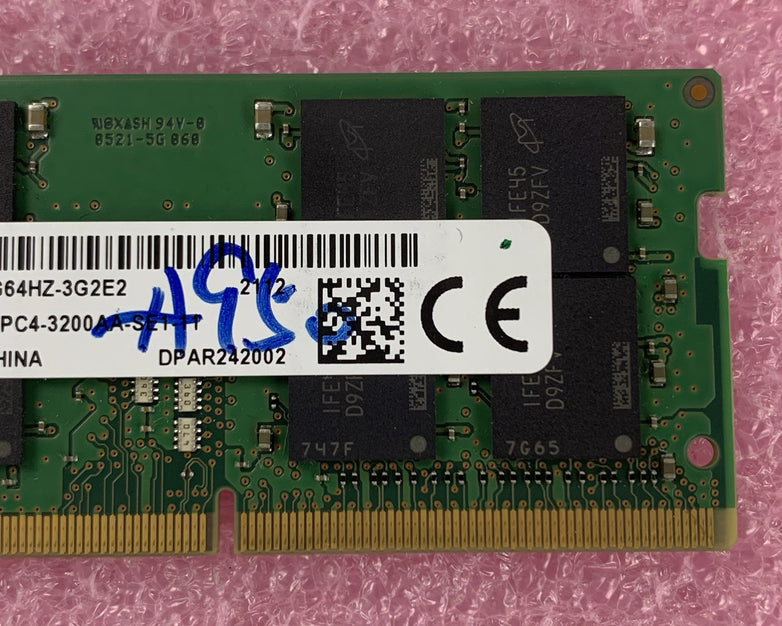 Micron MTA16ATF4G64HZ-3G2E2 32 GB 2Rx8 PC4-3200AA Laptop RAM