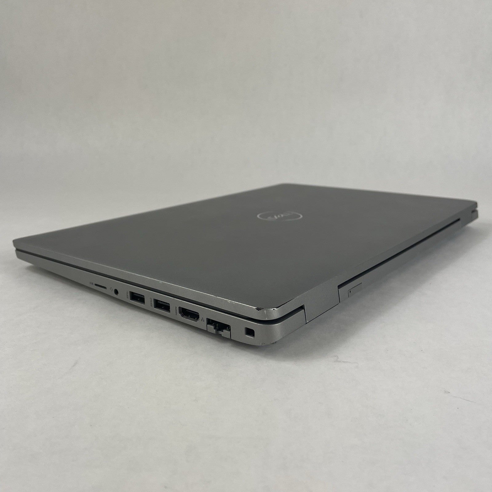 Dell Latitude 5520 15.6" i5-1145G7 2.60GHz 8GB RAM No SSD/OS/AC- Scratched Paint8