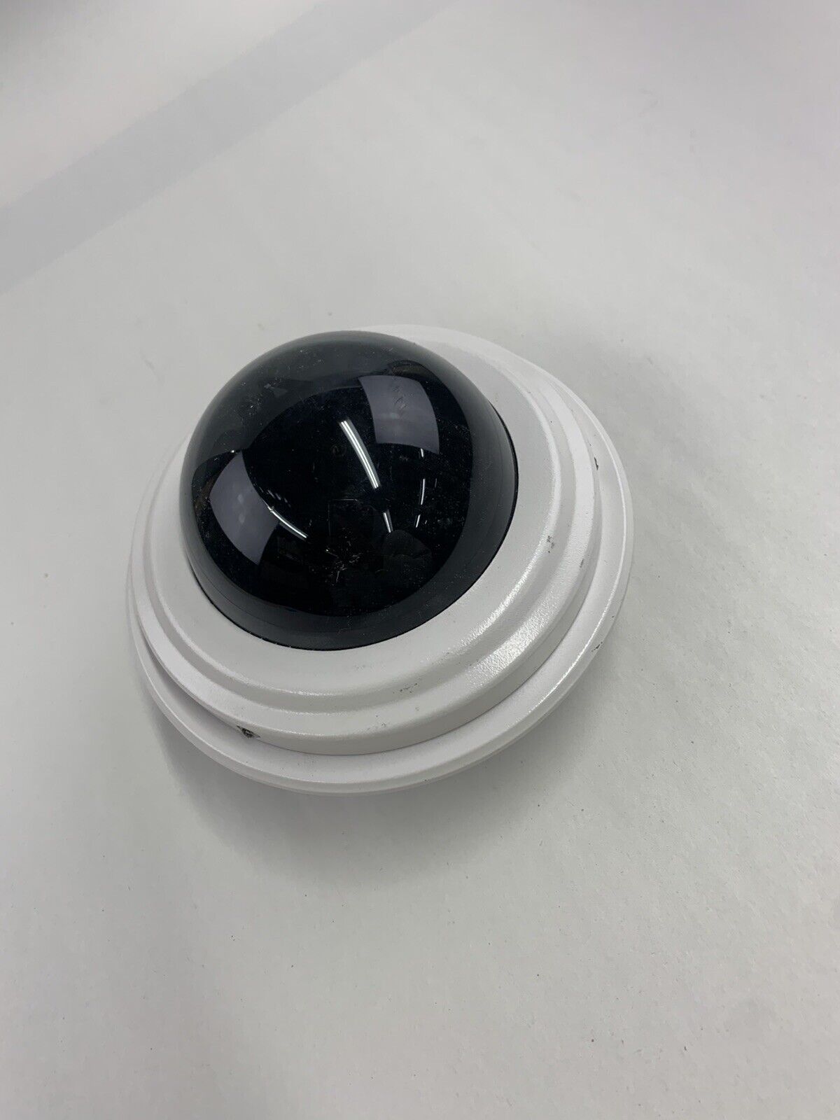Pelco ICS150-CDV39A Security Camera MFXX-4250-350 For Parts or Repair