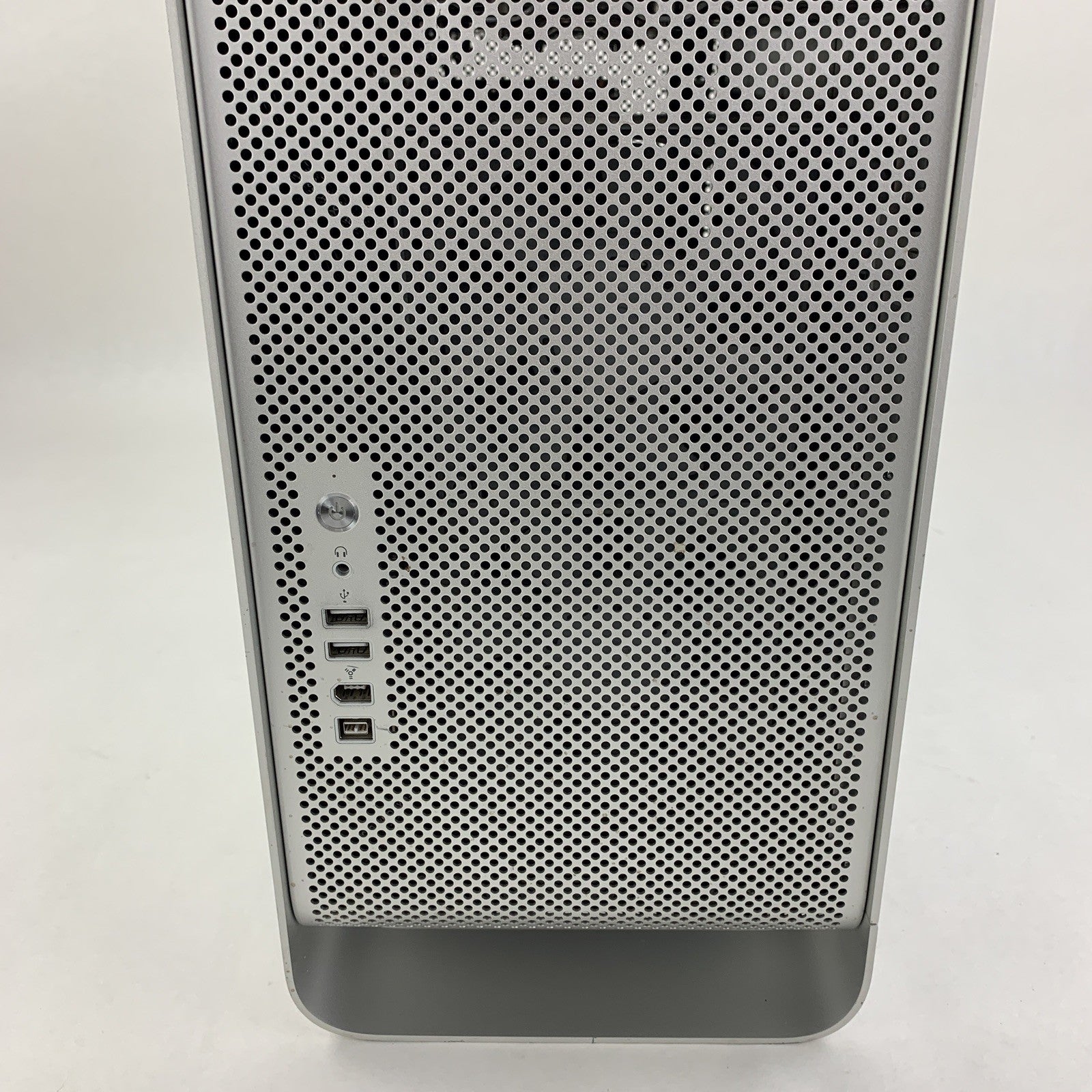 Apple Mac Pro A1186 Dual Intel Xeon 5150 X2 2.66 GHz  x8 512 MB Ram No OS No HDD