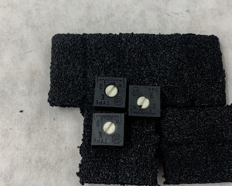 Allen Bradley Trimmer Potentiometer, Type E (Lot of 3)