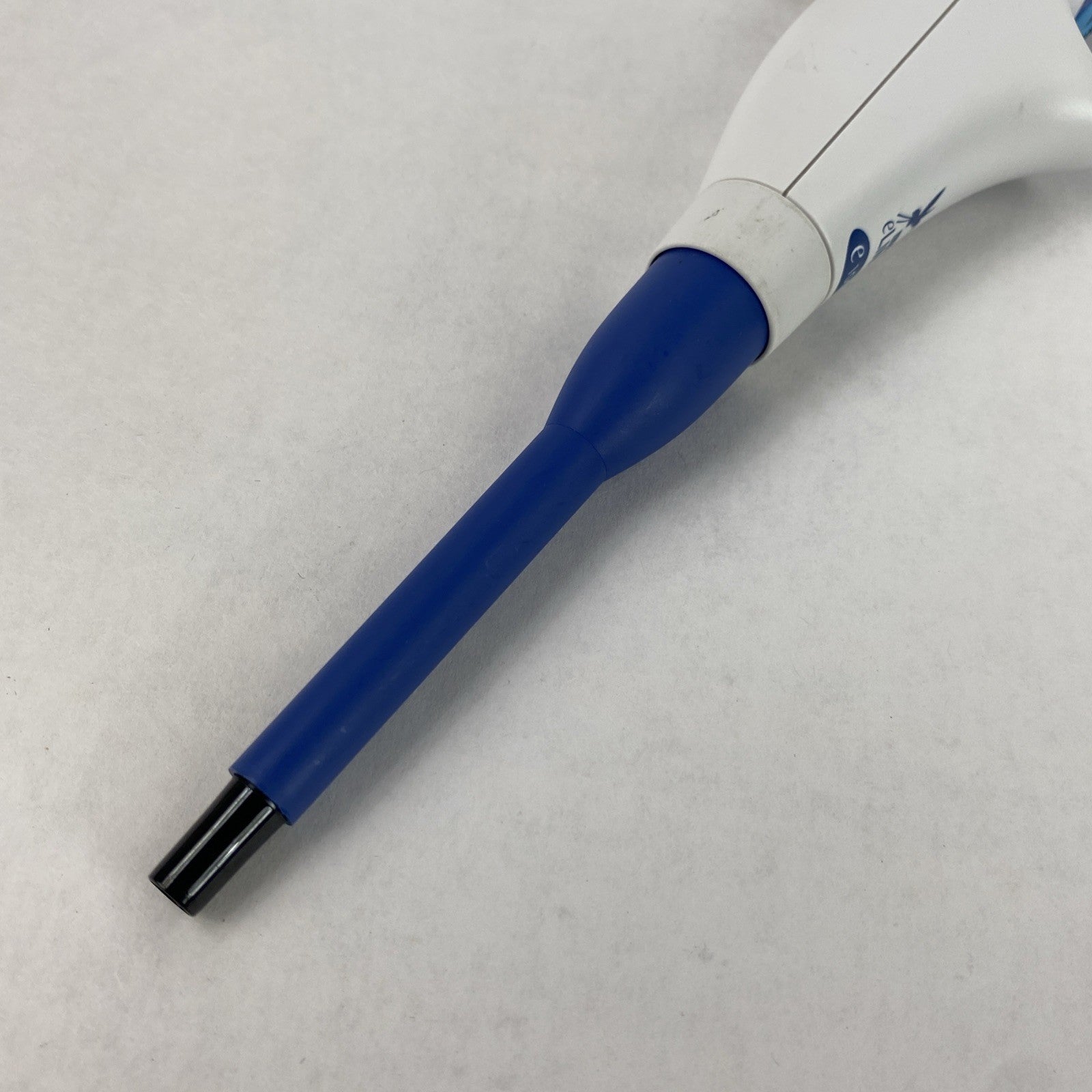 Biohit eLine e1000 50-1000 µL Single Channel Electronic Pipette - READ5