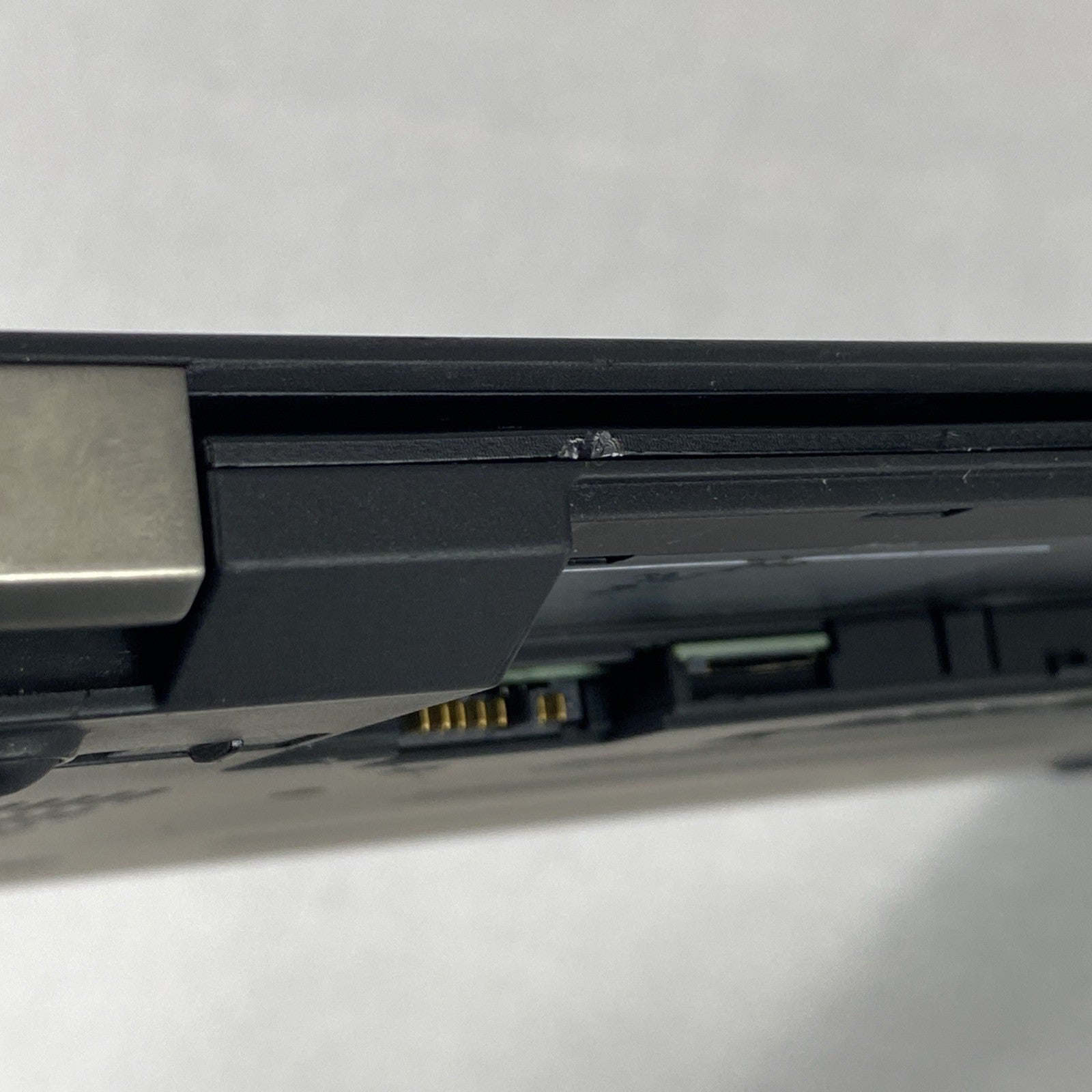Lenovo ThinkPad T470 Core i5-6300U 2.40 GHz 8 GB RAM 14" No Battery No HDD No OS