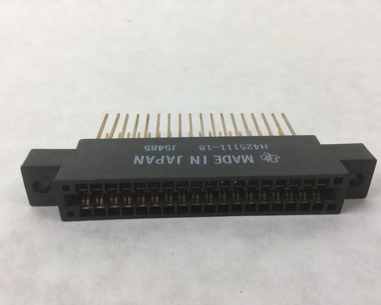 Texas H425111-18 (J5485) Connector Receptacle
