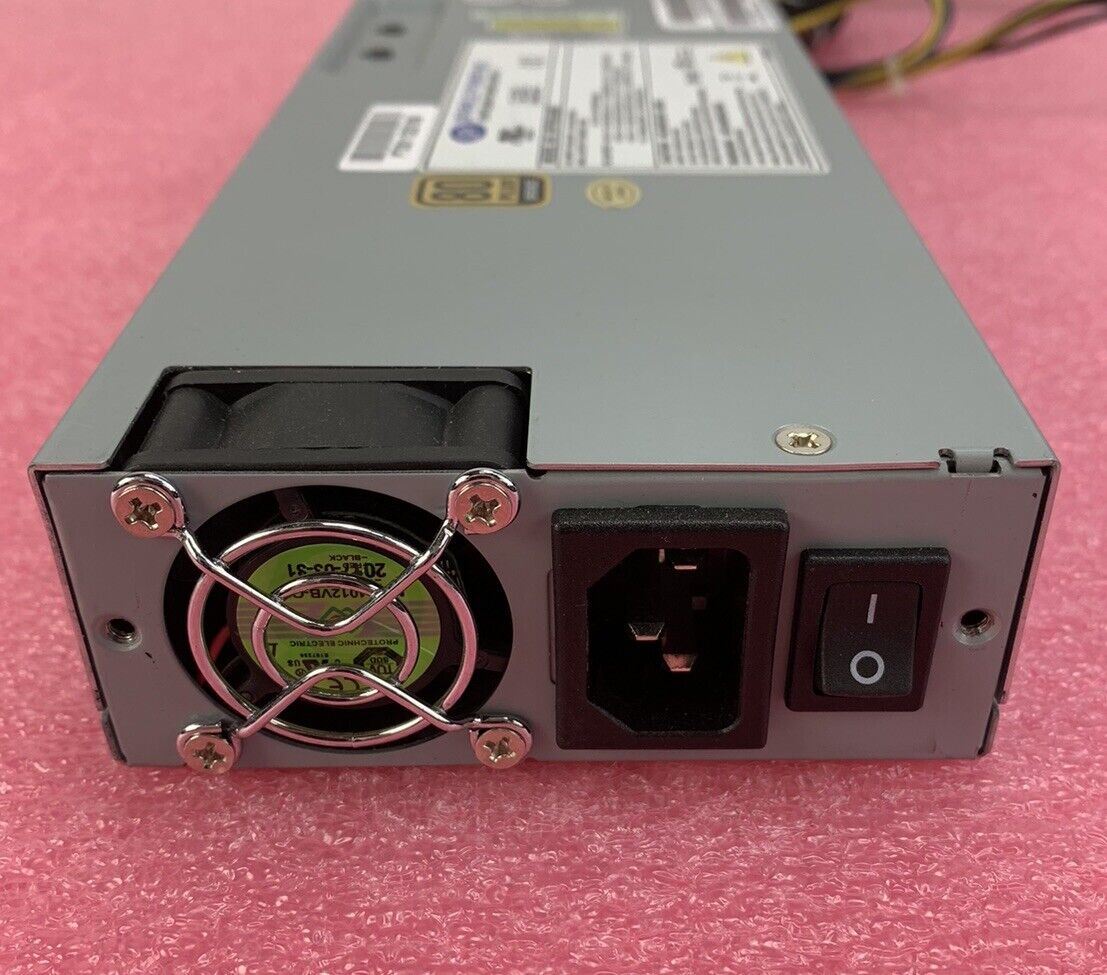 Sparkle Power SPI700U4BB Switching Power Supply