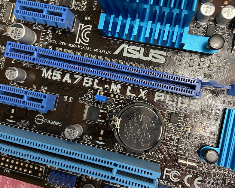 ASUS M5A78L-MLX PLUS Motherboard AMD Sempron 145 2.8GHz 2GB RAM w/Shield