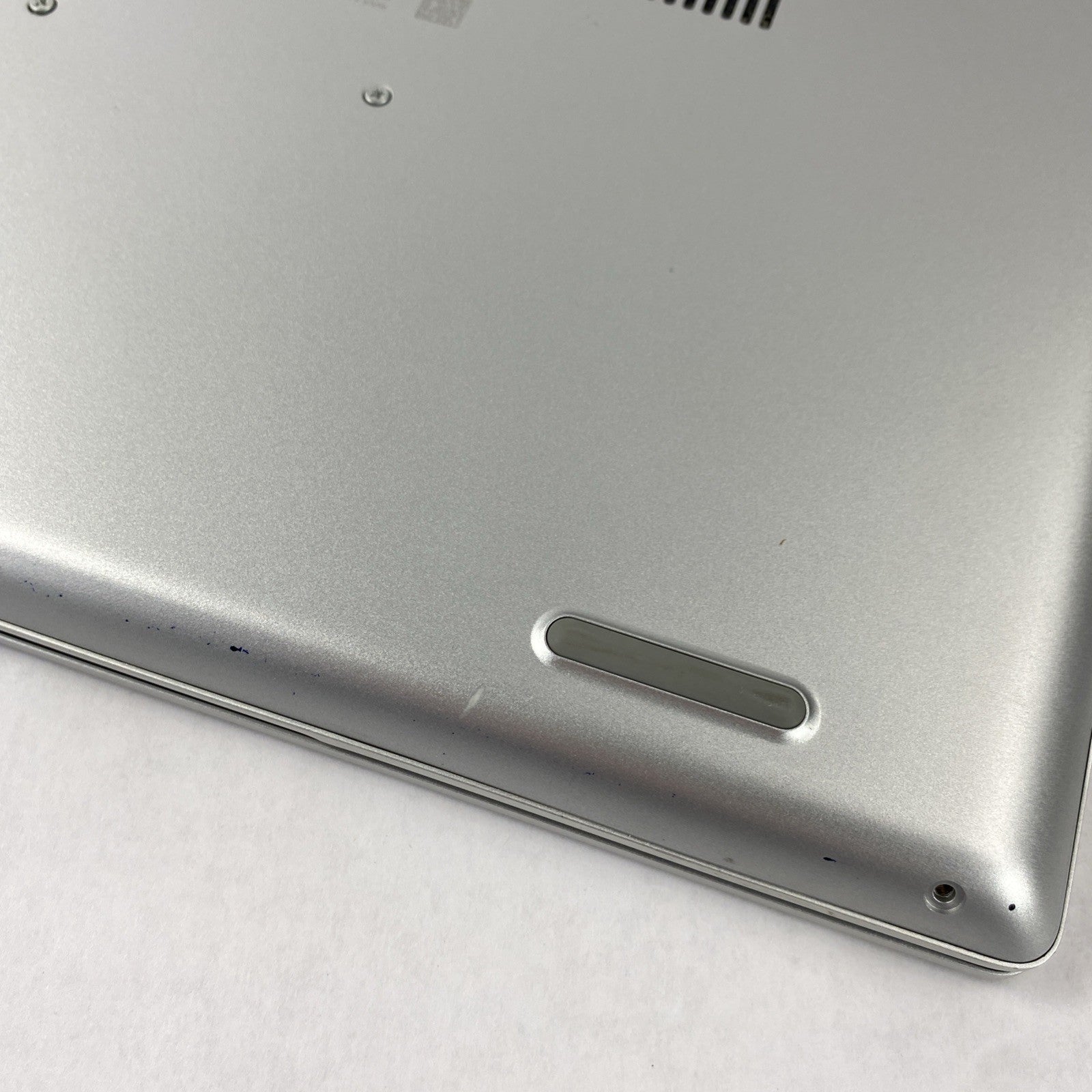 HP ProBook 440 G6 Intel Core i7-8565U 1.8 GHz 8GB RAM 14" No HDD No OS