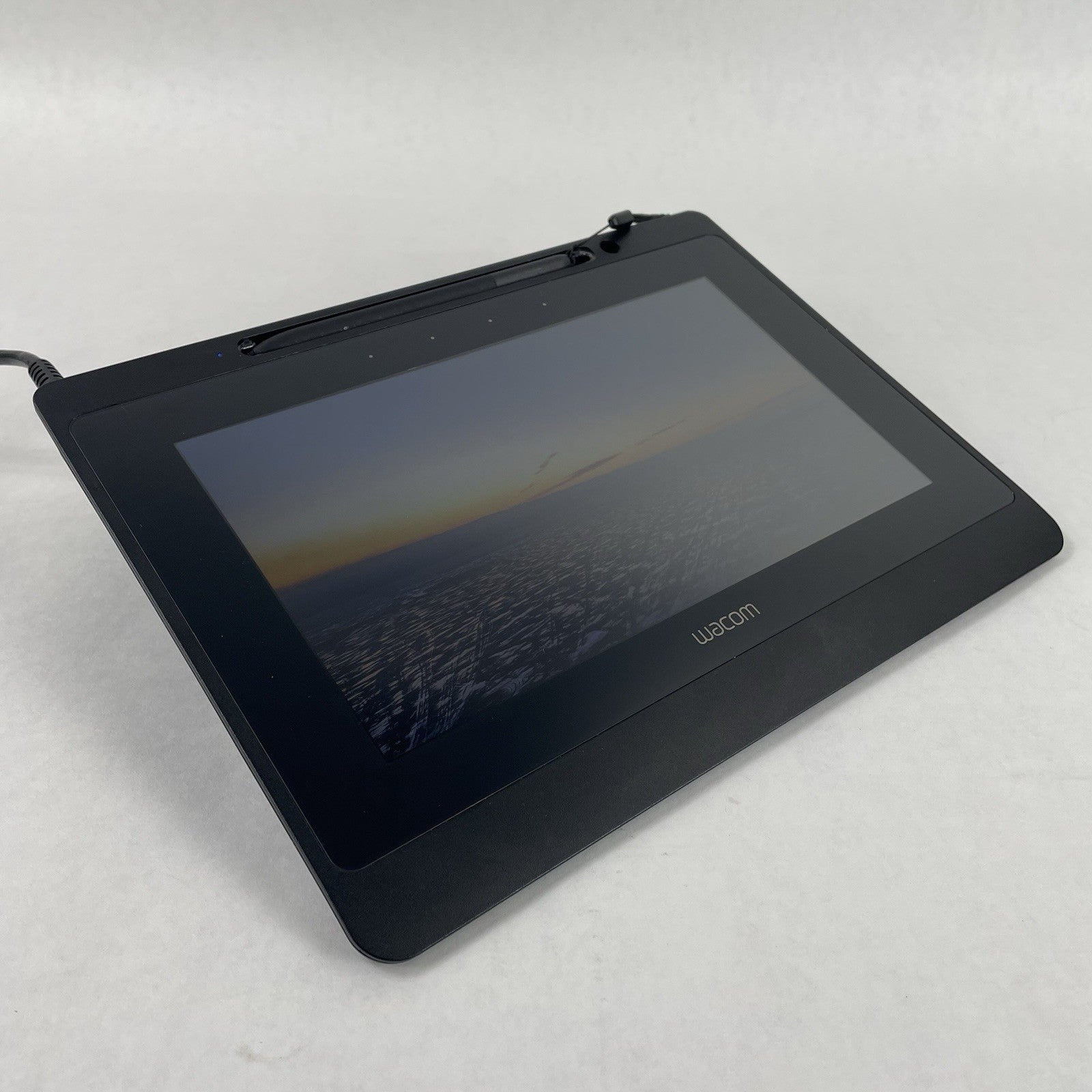 Wacom DTU-1141B 10.1" FHD Digitizer Interactive Pen Display Drawing Tablet0