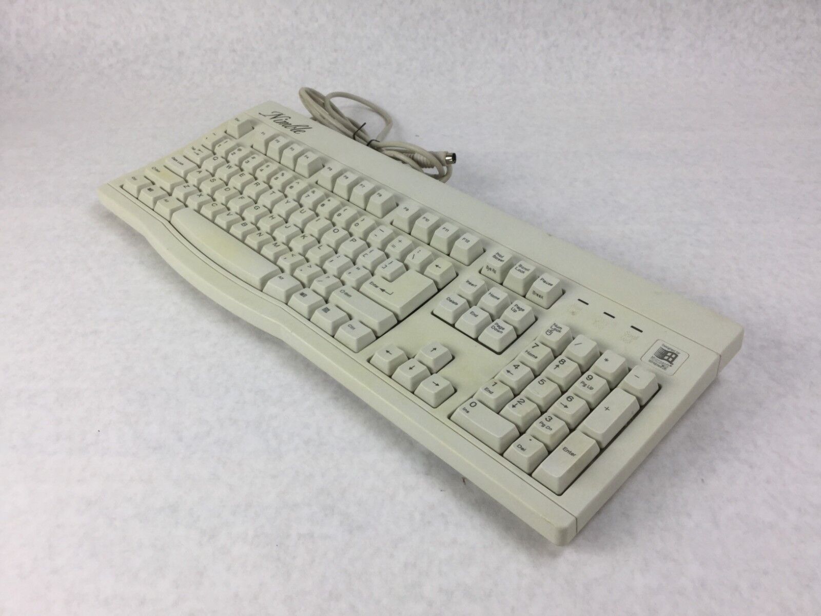 Nimble ACK-210 PS/2 Keyboard