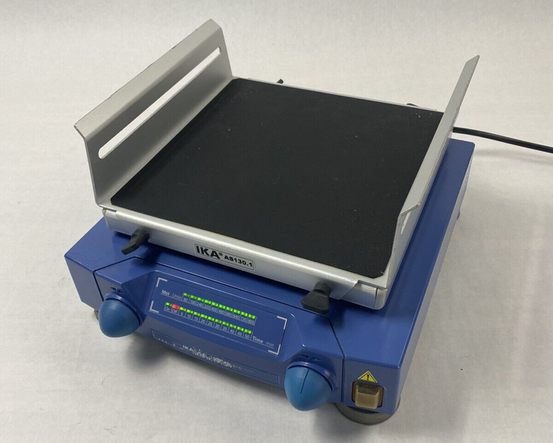 IKA KS 130 B S1 Low Profile Orbital Laboratory Shaker Power Tested No Power Cord