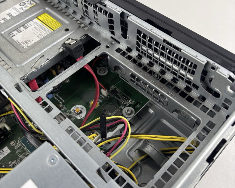 HP EliteDesk 800 G3 SFF Desktop i7-7700 3.6 GHz 12 GB Ram No OS No HDD
