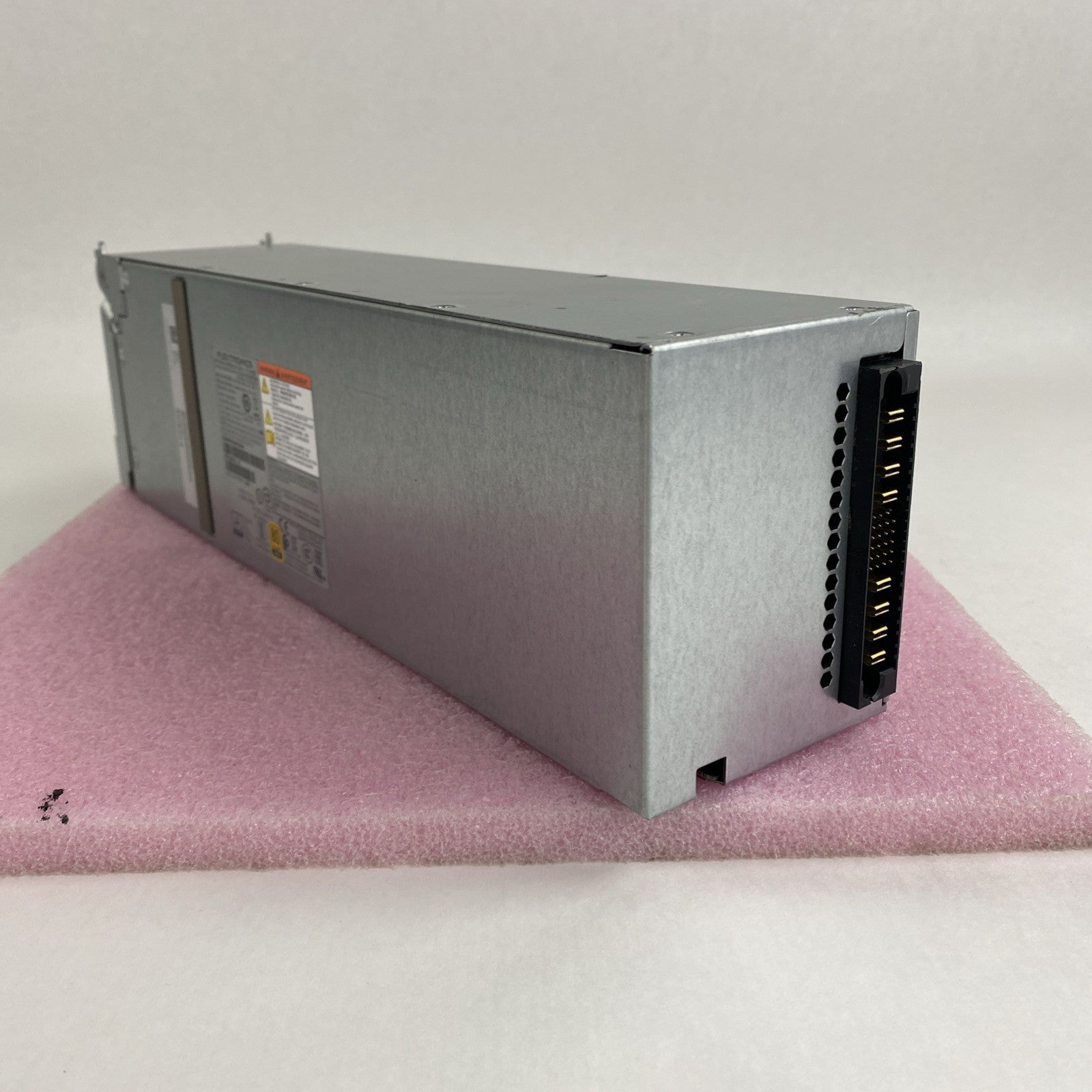 Flextronics SP-PCM02-HE580-AC Switching Power Supply Power Tested3