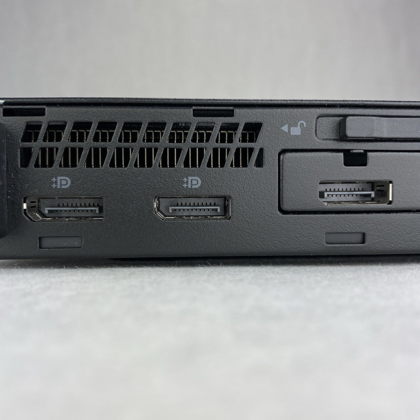 HP EliteDesk 800 G3 Mini Quad Core i5-7500T 2.70GHz 1X8GB RAM WiFi No AC HDD OS