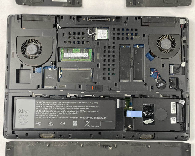 Dell Precision 7710 17.3" Core i7-6920 2.90 GHz 16 GB RAM No HDD No OS READ