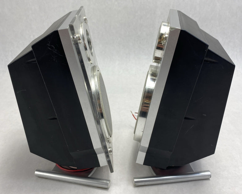 Emerson MS3108 3 CD Changer AM/FM Radio With Speakers - For Parts or Repair