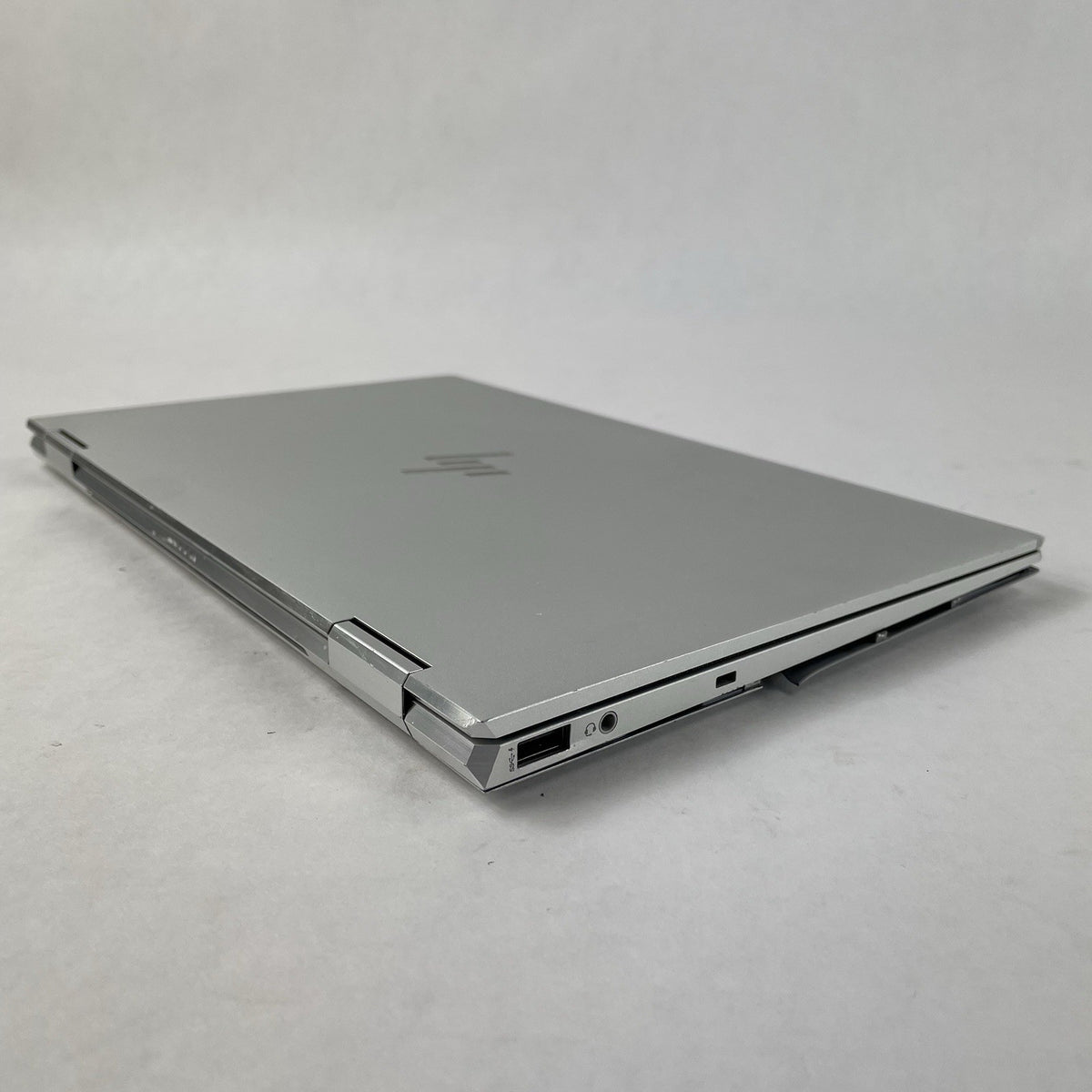 HP EliteBook x360 1030 G8 13.3" i7-1185G7 3.00 GHz 16 GB RAM No SSD/OS/AC - READ10