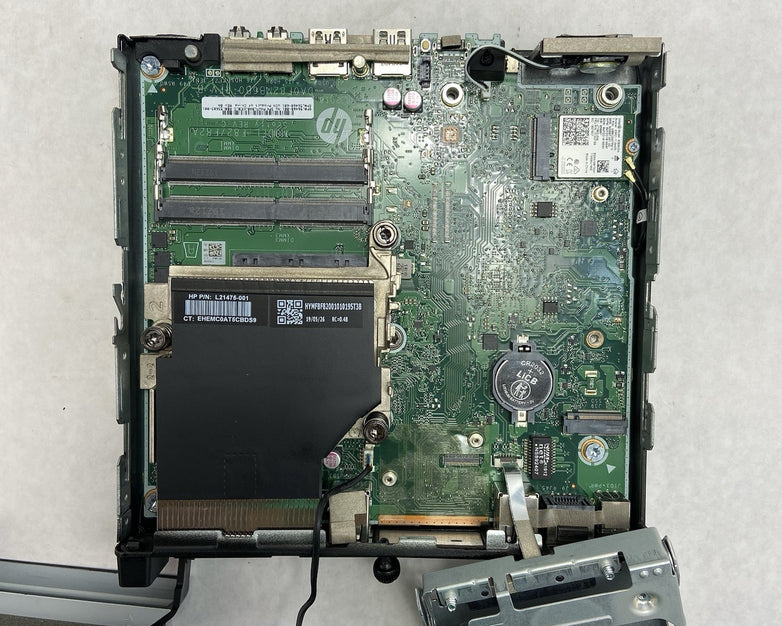 HP ProDesk 405 G4 MFF AMD Ryzen 5 Pro 2400GE 3.2GHz 0GB RAM No AC/HDD/OS