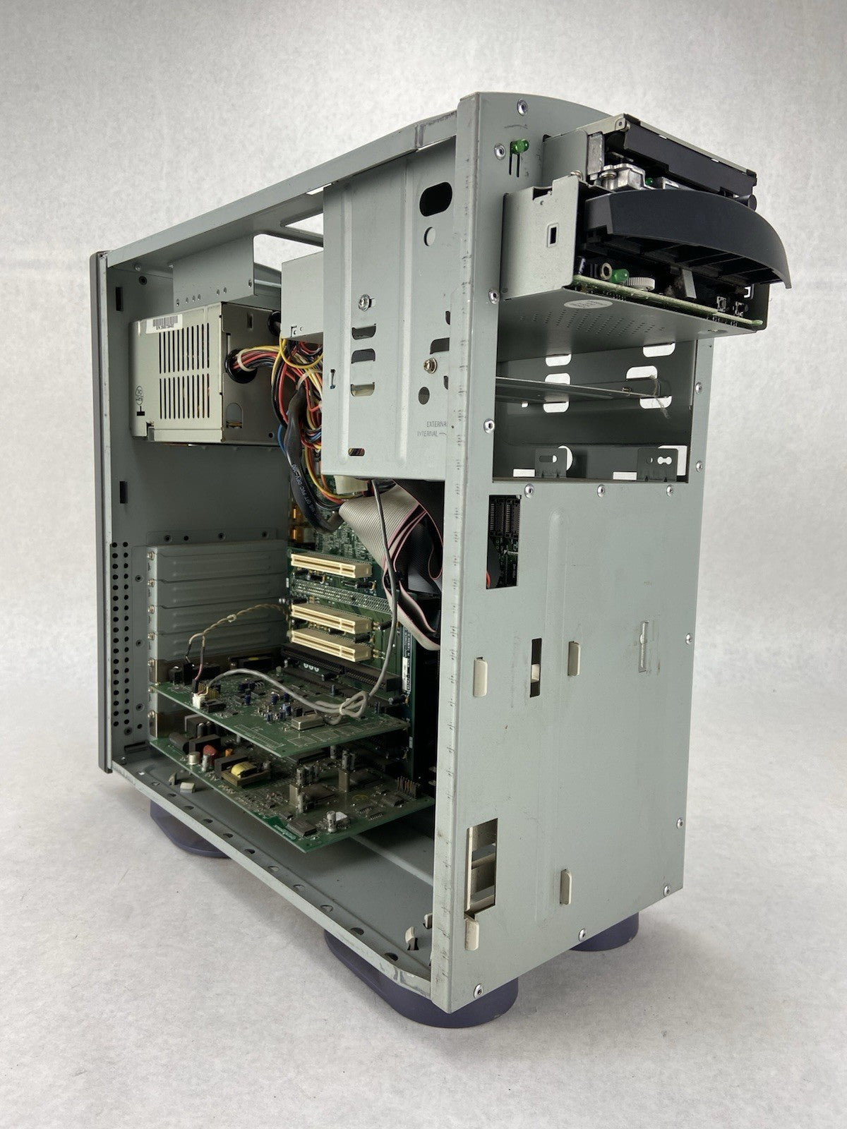 Acer Aspire 5150SK MT Intel Pentium 150MHz 16MB RAM No HDD No OS12