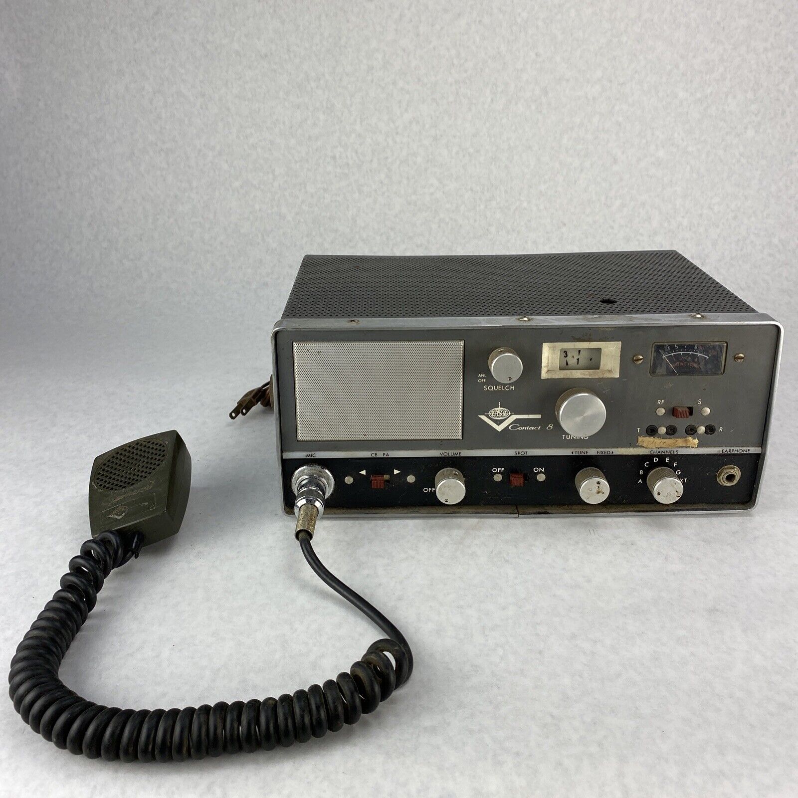 USL Contact 8 Vintage 23-Channel CB Transceiver Radio w/ Mic & Power Cord