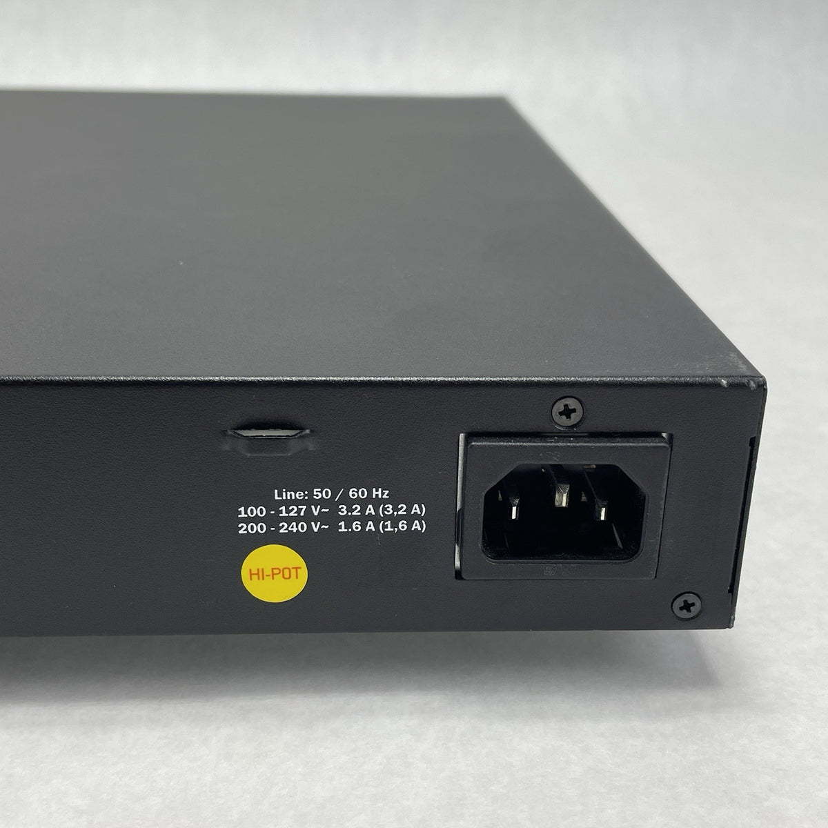 HP J9773A Aruba 2530 24G PoE+ Switch, 24 Ports Used Tested & Reset 1 Rack Ear9