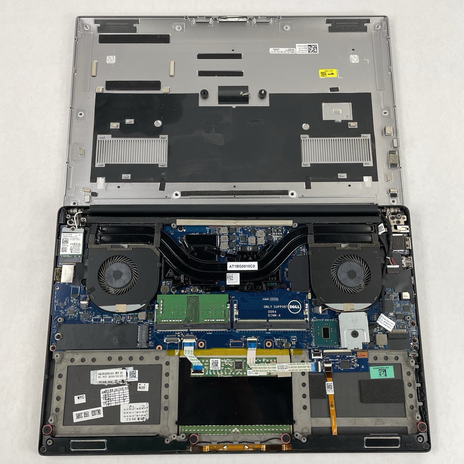 Dell Precision 5510 15.6" i7-6820HQ 2.70 GHz 8 GB RAM No SSD/OS/AC/Battery16