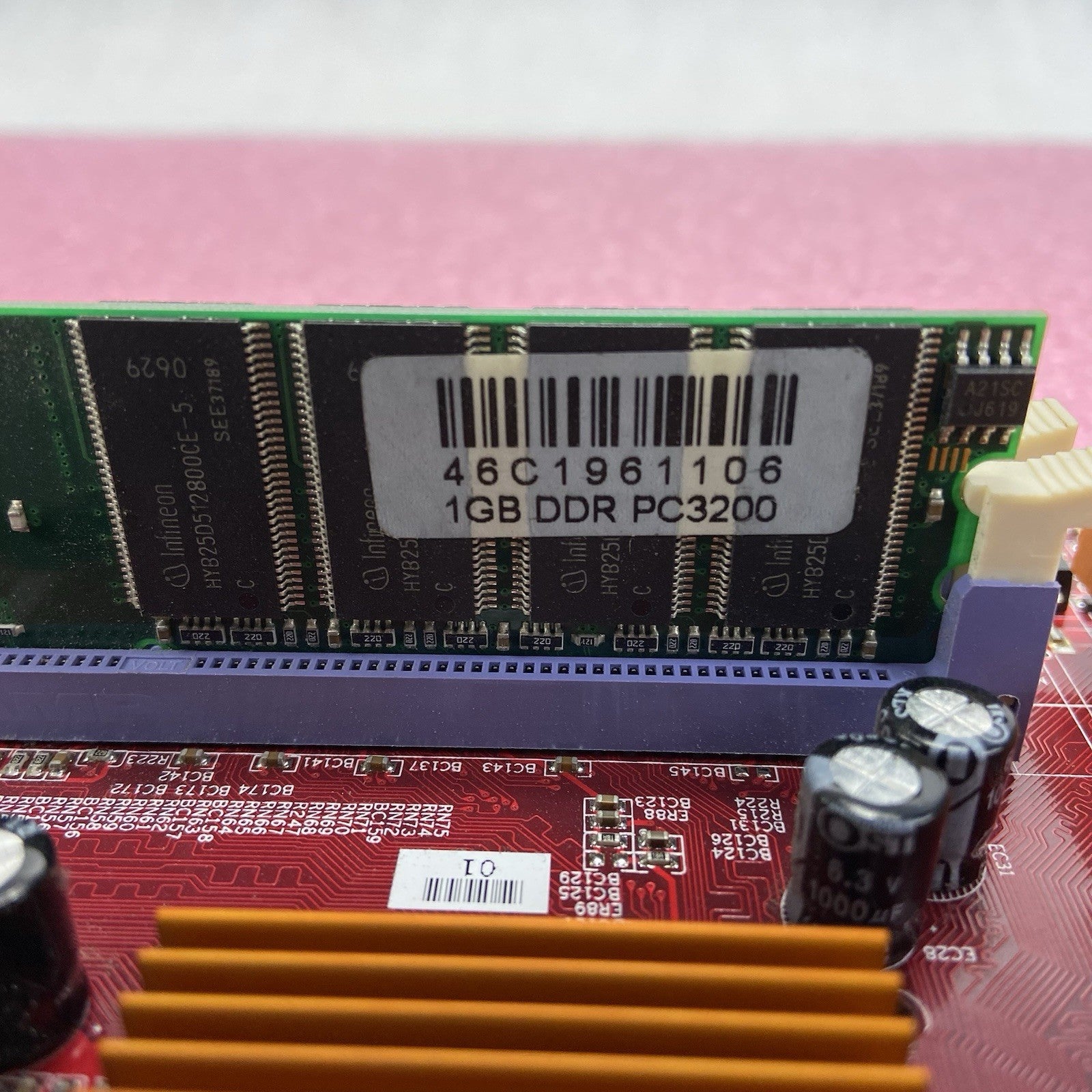 ECS PC Chips M848A Motherboard AMD Athlon XP 1.25GHz 1GB RAM w/IO6