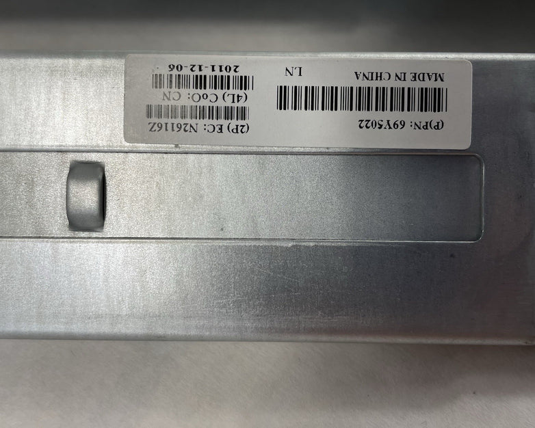 IBM 69Y5022 69Y5021 Server Rail Kit L & R