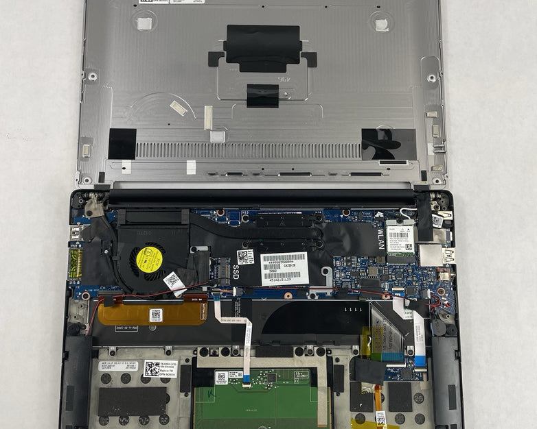 Dell XPS 13 9360 13.3" i5-7200U 2.50 GHz 4 GB RAM No SSD/OS/AC/Battery